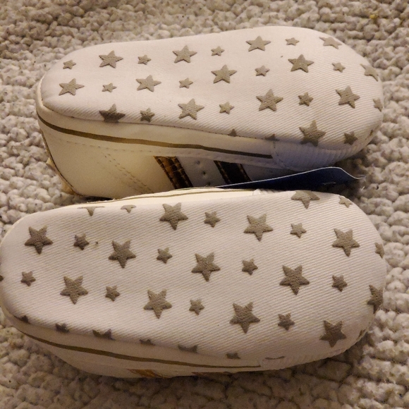 Baby Shoes (6-12 Months) - Picture 3 of 7